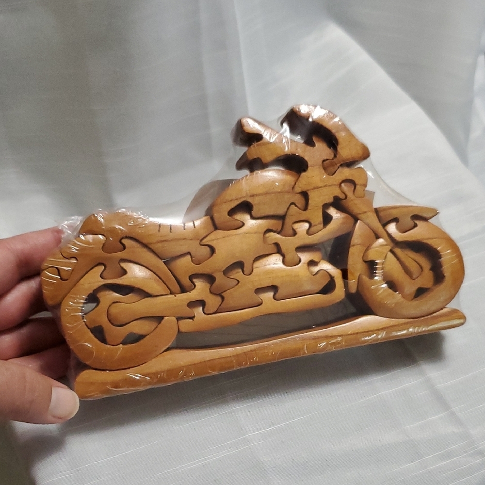 3D Wood Jigsaw Puzzle Motorcycle Freestanding Art Desk Shelf Display Biker Gift